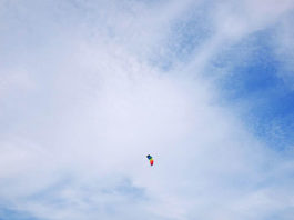 Jak przełamać lęk przed skokiem ze spadochronem?