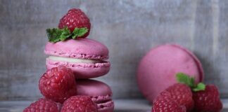 Czym rozwałkować ciasto nie mając walka?